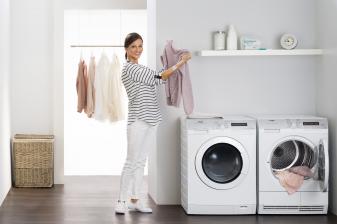 Ratgeber Waschen, Trocknen, Bügeln: Was Pflegesymbole in der Kleidung bedeuten - News, Bild 1