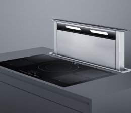 Bauknecht Die Dunstabzugshaube, die von unten kommt: Schwarze Glasblende als stylischer Hingucker, Bild 1 Haushaltsgeräte Die Dunstabzugshaube, die von unten kommt: Schwarze Glasblende als stylischer Hingucker - News, Bild 1