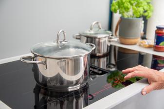 Haushaltsgeräte TÜV SÜD erklärt, was gute Induktionskochplatten auszeichnet - News, Bild 1