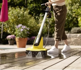 Marke: Kärcher Neuer Akku-Terrassenreiniger von Kärcher - Rotierende Bürstenwalzen, Bild 1 Produktvorstellung Neuer Akku-Terrassenreiniger von Kärcher - Rotierende Bürstenwalzen - News, Bild 1
