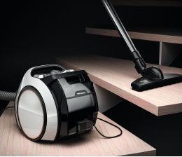 Miele Boost CX1: Kleinster beutelloser Bodenstaubsauger von Miele, Bild 1 Haushaltsgeräte Boost CX1: Kleinster beutelloser Bodenstaubsauger von Miele - News, Bild 1