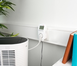 Pearl Die Raumtemperatur per Stimme oder App steuern: WLAN-Steckdosen-Thermostat von Revolt, Bild 1 Haussteuerung Die Raumtemperatur per Stimme oder App steuern: WLAN-Steckdosen-Thermostat von Revolt - News, Bild 1