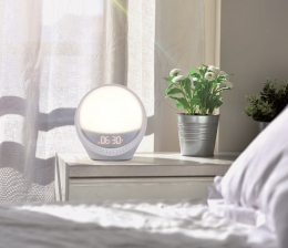 Pearl Sonnenaufgangs-WLAN-Lichtwecker von Pearl - Auch per App und Stimme steuerbar, Bild 1 Licht Sonnenaufgangs-WLAN-Lichtwecker von Pearl - Auch per App und Stimme steuerbar - News, Bild 1