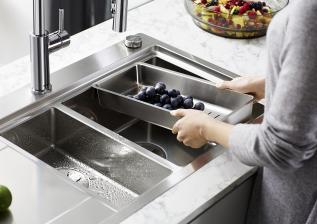 Marke: Zentrales Element in der Küche: So wird der Wasserplatz clever integriert, Bild 1 Produktvorstellung Zentrales Element in der Küche: So wird der Wasserplatz clever integriert - News, Bild 1