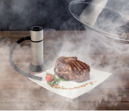 Rosenstein und Söhne Portable Kaltrauch-Räucherpistole von Rosenstein & Söhne für Steak, Fisch, Gemüse und Käse, Bild 1 Haushaltsgeräte Portable Kaltrauch-Räucherpistole von Rosenstein & Söhne für Steak, Fisch, Gemüse und Käse - News, Bild 1