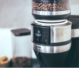 Marke: Severin Zweite Generation des Filterkaffee-Vollautomaten Filka bald in der Farbe Dark Inox, Bild 1 Gesundheit Zweite Generation des Filterkaffee-Vollautomaten Filka bald in der Farbe Dark Inox - News, Bild 1