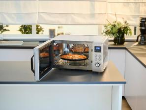 Marke: Severin Severin Crispy Wave: Mikrowelle, Heißluftfritteuse, Backofen und Grill in einem Gerät, Bild 1 Haushaltsgeräte Severin Crispy Wave: Mikrowelle, Heißluftfritteuse, Backofen und Grill in einem Gerät - News, Bild 1