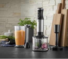 WMF Premiere für WMF Kult X Stabmixer Set mit Mini-Zerkleinerer und Schneebesen, Bild 1 Haushaltsgeräte Premiere für WMF Kult X Stabmixer Set mit Mini-Zerkleinerer und Schneebesen - News, Bild 1