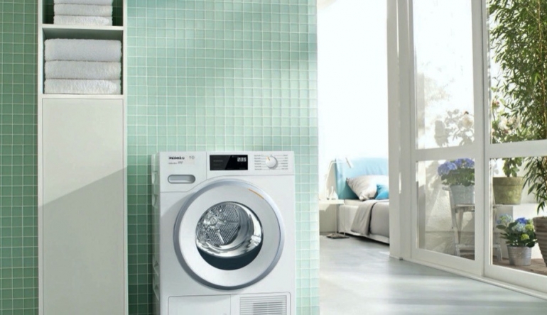 Haushaltsgroßgeräte Clever Wäschetrocknen an kalten Tagen: Wärmepumpentrockner sparen Zeit und Energie, Bild 1 Haushaltsgroßgeräte Clever Wäschetrocknen an kalten Tagen: Wärmepumpentrockner sparen Zeit und Energie - News, Bild 1