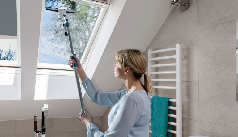 Leifheit Optimiert für Dachfenster: Fenstersauger Nemo von Leifheit mit Click-Adapter, Bild 1 Haushaltsgeräte Optimiert für Dachfenster: Fenstersauger Nemo von Leifheit mit Click-Adapter - News, Bild 1