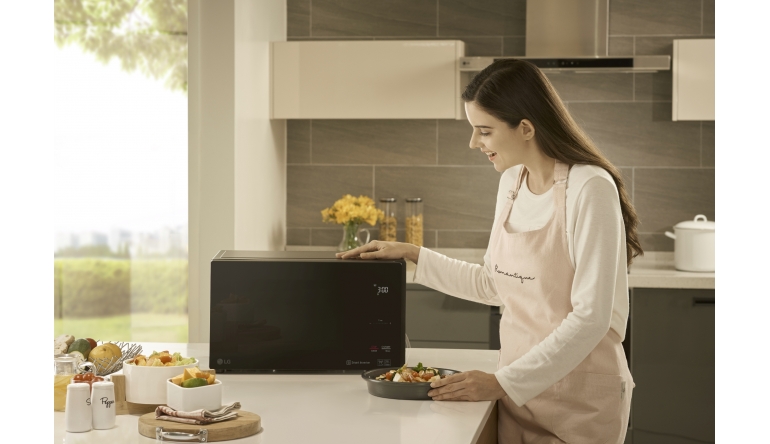 LG NeoChef Mikrowellen-Familie von LG mit antibakterieller EasyClean-Beschichtung, Bild 1 Haushaltsgeräte NeoChef Mikrowellen-Familie von LG mit antibakterieller EasyClean-Beschichtung - News, Bild 1