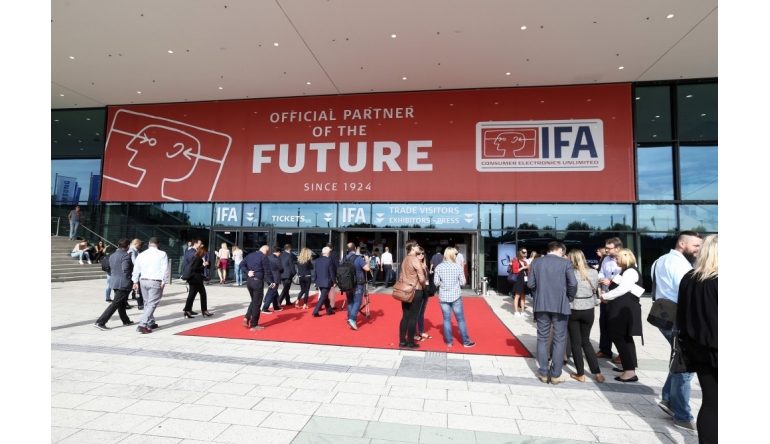 MEDISANA IFA 2017: Medisana verbindet Massage mit Virtual Reality, Bild 1 Gesundheit IFA 2017: Medisana verbindet Massage mit Virtual Reality - News, Bild 1