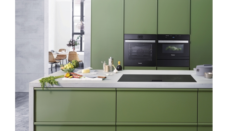 Panasonic 3-in-1-Kompaktbackofen von Panasonic: Backofen, Dampfgarer und Mikrowelle, Bild 1 Haushaltsgroßgeräte 3-in-1-Kompaktbackofen von Panasonic: Backofen, Dampfgarer und Mikrowelle - News, Bild 1