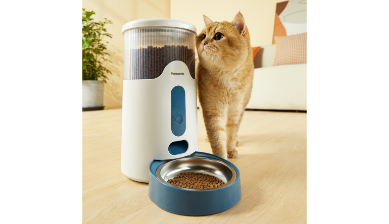 Marke: Panasonic Smarter Futtermittelautomat und Trinkbrunnen für Haustiere von Panasonic, Bild 1 Produktvorstellung Smarter Futtermittelautomat und Trinkbrunnen für Haustiere von Panasonic - News, Bild 1