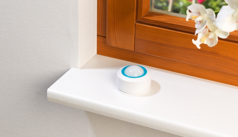 Pearl Schutz vor Schimmel: WLAN-Sensor überwacht Temperatur und Luftfeuchtigkeit, Bild 1 Gesundheit Schutz vor Schimmel: WLAN-Sensor überwacht Temperatur und Luftfeuchtigkeit - News, Bild 1