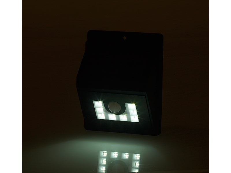 Beleuchtung LUNARTEC Solar-LED-Wandleuchte im Test, Bild 2