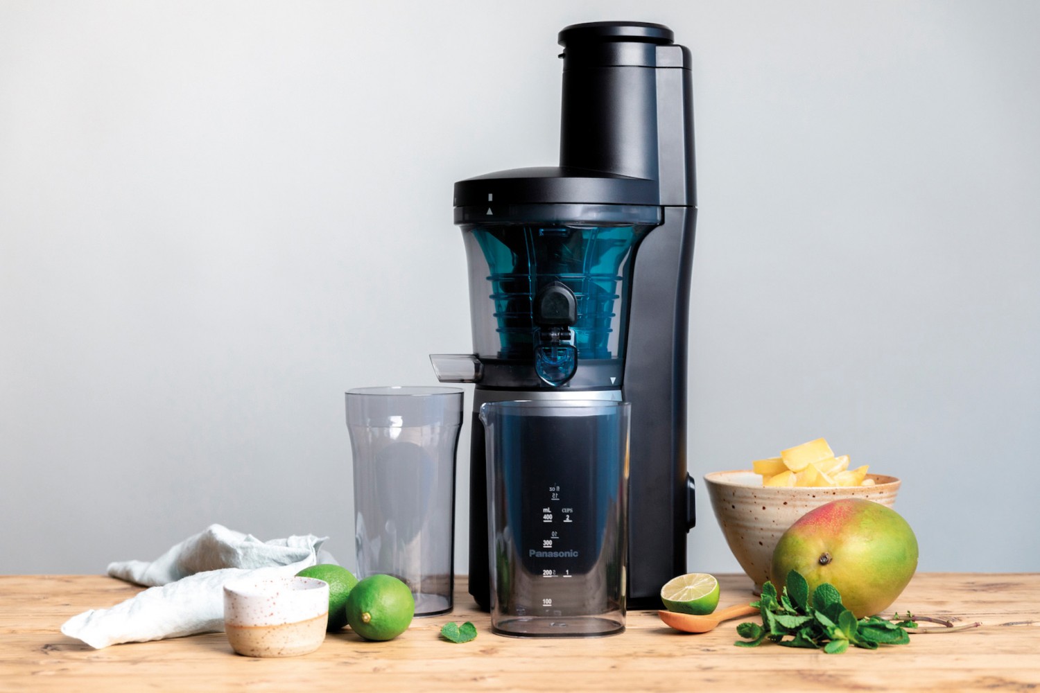 Frisches Obst im Glas: Panasonic MJ-L700 Slow Juicer, Bild 4 Entsafter Panasonic MJ-L700 Slow Juicer im Test, Bild 4