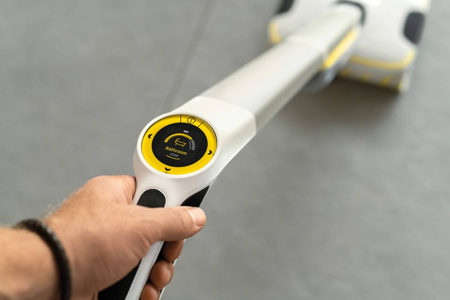 Hartbodenreiniger Kärcher FC 8 Smart Signature Line im Test, Bild 3