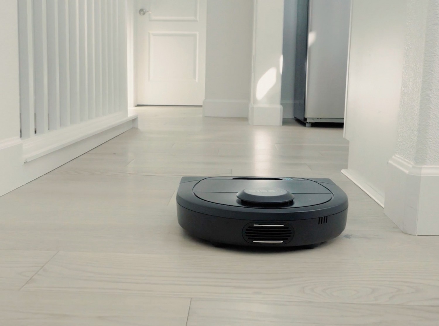 Kleine Helferlein: Neato Robotics Botvac D4 Connected, Bild 5 Staubsauger Roboter Neato Robotics Botvac D4 Connected im Test, Bild 5