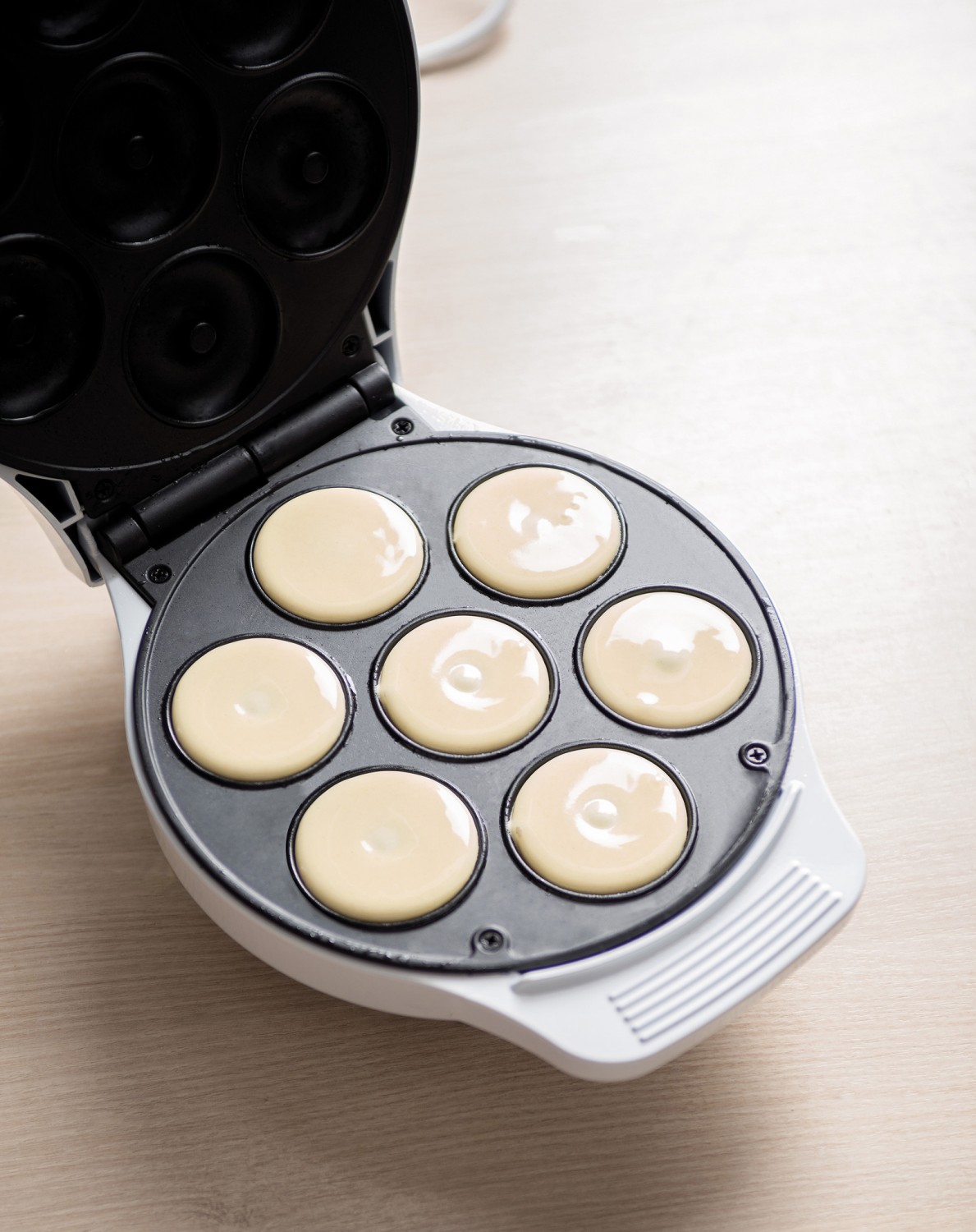 Mini-Donut-Maker · Rosenstein & Söhne CM-320: Rosenstein und Söhne Mini-Donut-Maker CM-320, Bild 3 Sonstige Küchengeräte Rosenstein und Söhne Mini-Donut-Maker CM-320 im Test, Bild 3