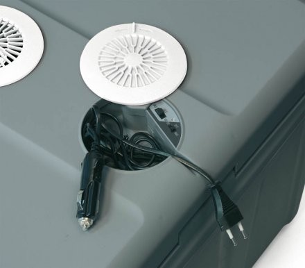 Kalt und Warm für Unterwegs: Dino Kraftpaket Thermoelektrische Kühlbox, Bild 2 Sonstiges Haustechnik Dino Kraftpaket Thermoelektrische Kühlbox im Test, Bild 2