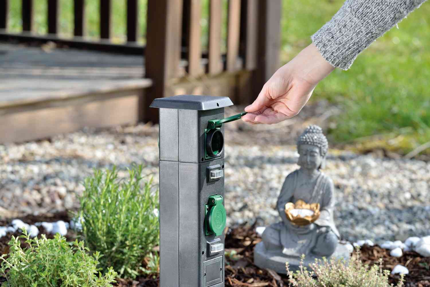 Test Sonstiges Haustechnik Royal Gardineer 4 Fach Steckdosen Saule Fur Den Garten Nx7336