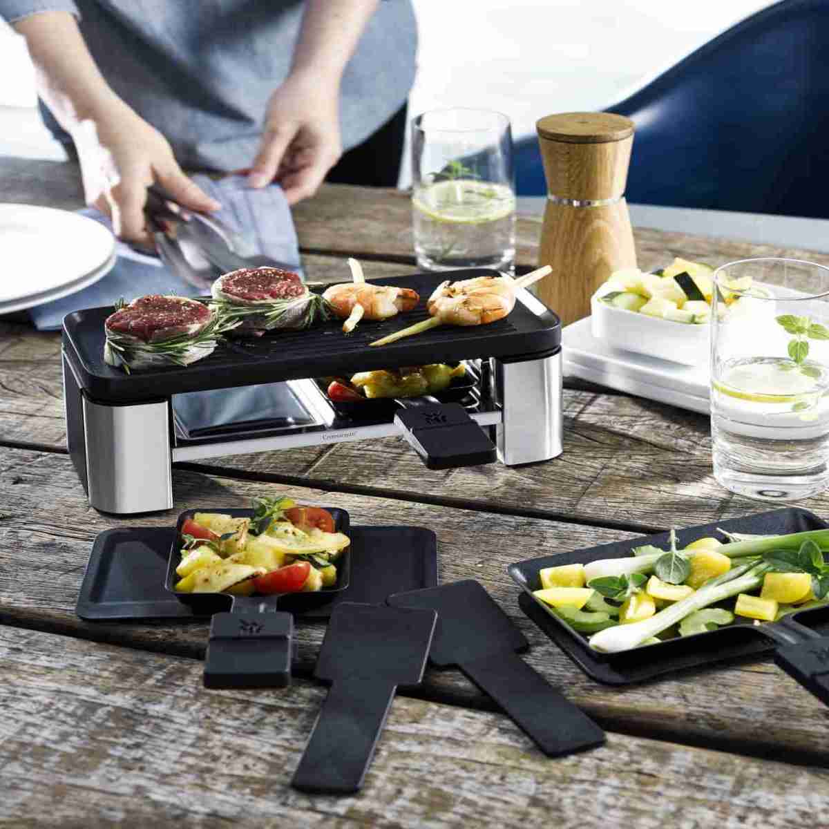 Für Sie und Ihn: WMF Raclette für 2, Bild 1 Raclette-Grill WMF Raclette für 2 im Test, Bild 1
