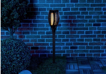 Beleuchtung LUNARTEC 2er-Set LED-Solar-Gartenfacken NX-6370 im Test, Bild 1